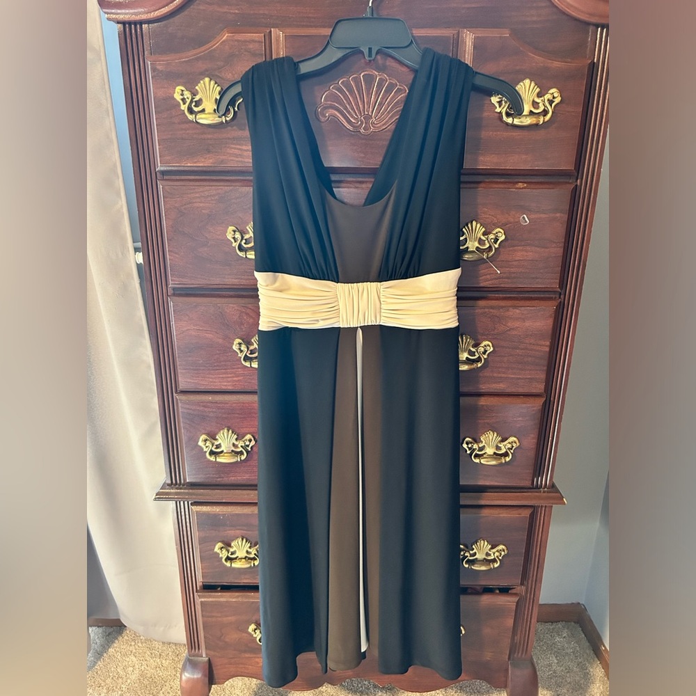 Black brown and white Anne Klein dress size 4, new with tags
